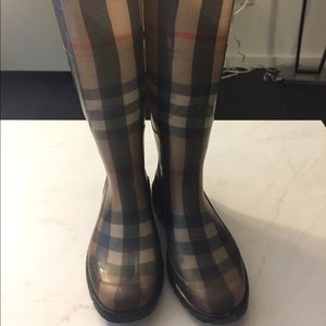 Burberry Rainboots